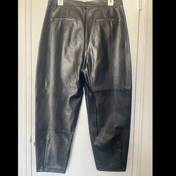 Seta Apparel NWOT Black Baggy Cropped Leather Pants - Picture 4 of 5